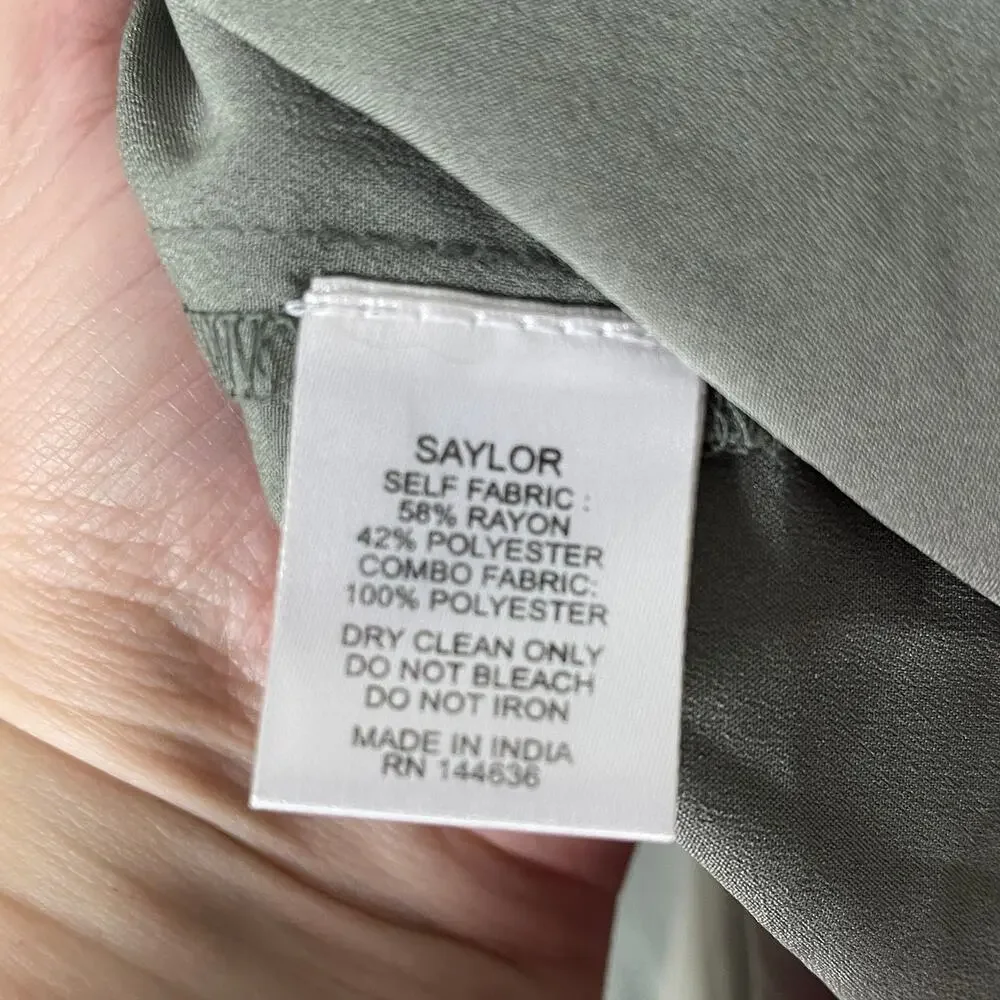 SAYLOR BURNOUT VELVET  FLORAL PRINT WRAP DRESS SIZE‎ S